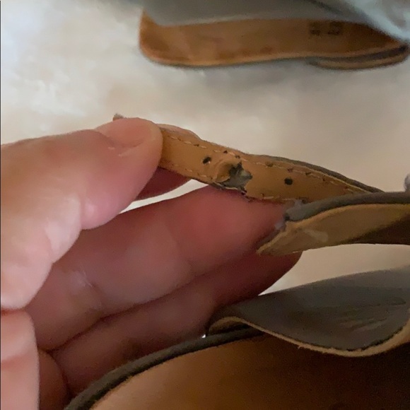 Gently Loved L.A.M.B Heels - Picture 5 of 11